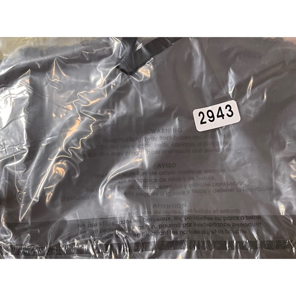 Torrid Black Padded Lace Bralette w/ or w/o Straps NWT Sz 3 (22/24) - Picture 9 of 11